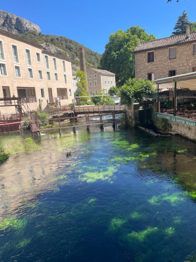 Sakina Appartement En Bord De Sorgue Fontaine-de-Vaucluse Esterno foto